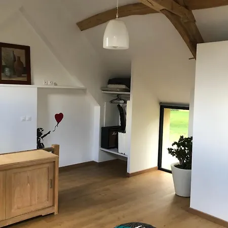 Small House In A Troglodyte Pit Chemellier