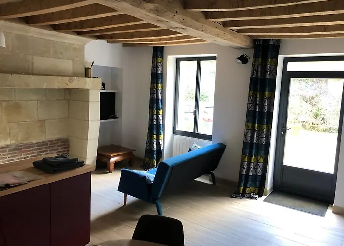 度假居 Small House In A Troglodyte Pit